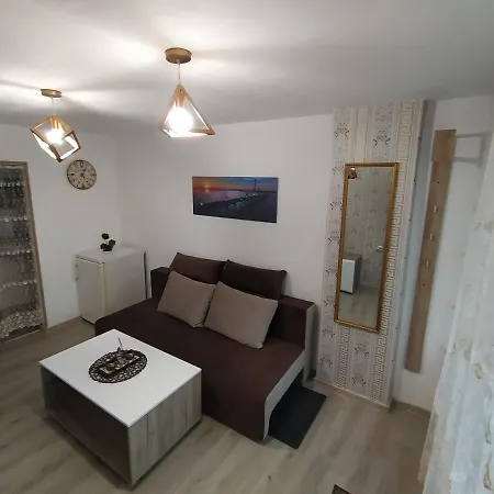 1 * Varna